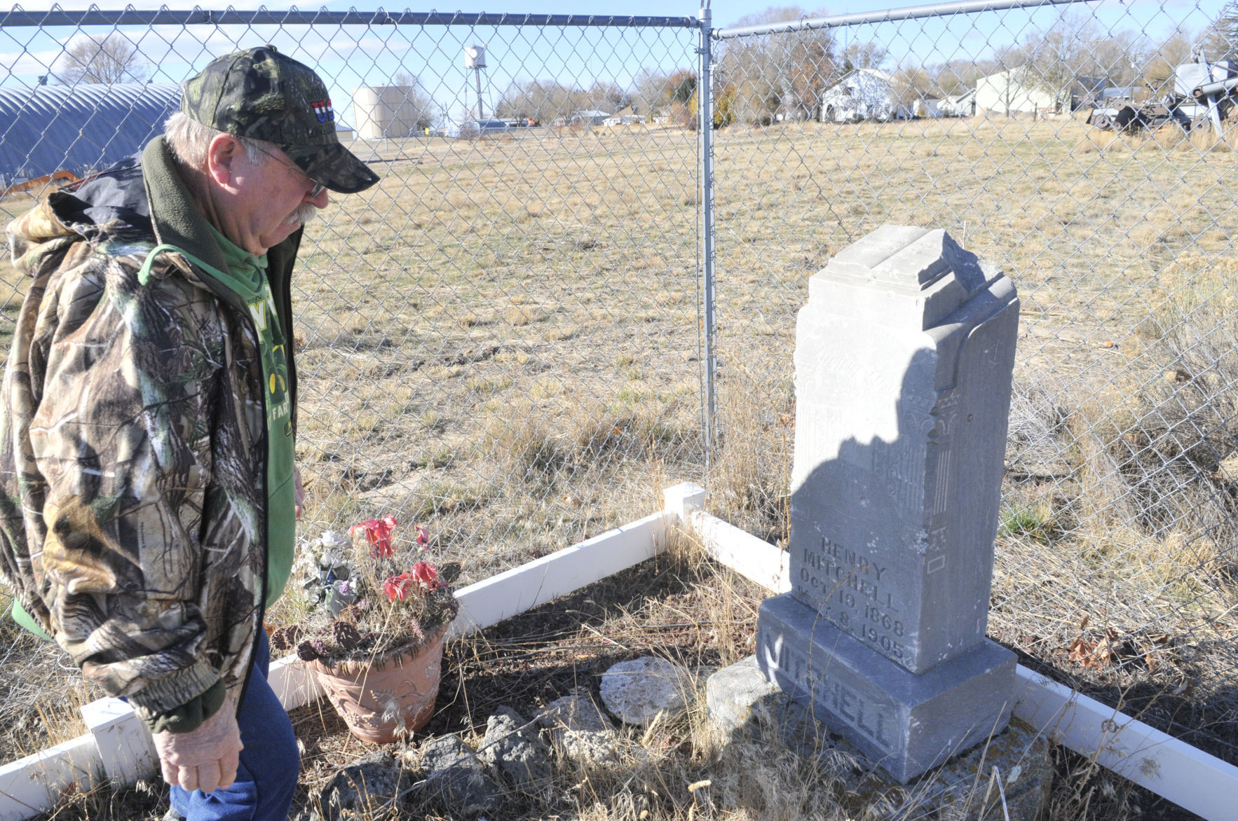 Minidoka cemetery